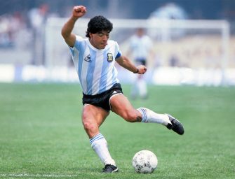 A Hero – A villain: The Two Maradonas